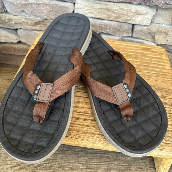 Volcom Men's  Sandals   Size 12 Black And Grey Sole With Brown Thong Strap - Picture 1 of 13